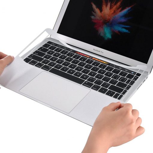 Dán kê tay cho Macbook Pro 2017 chống xước hiệu quả